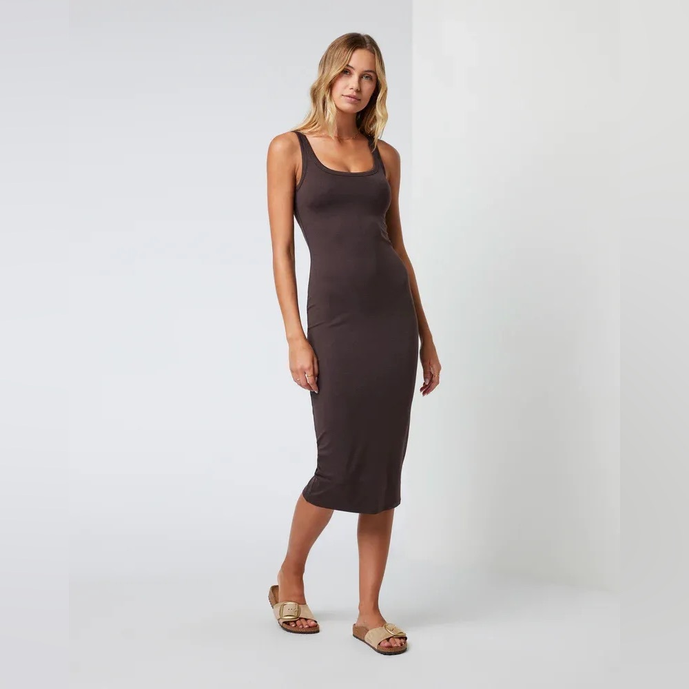 Vouri Halo Essential Scoopback Dress in Brown